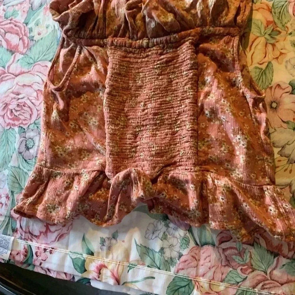 American Eagle Ladies Top Size Small - Picture 4 of 4